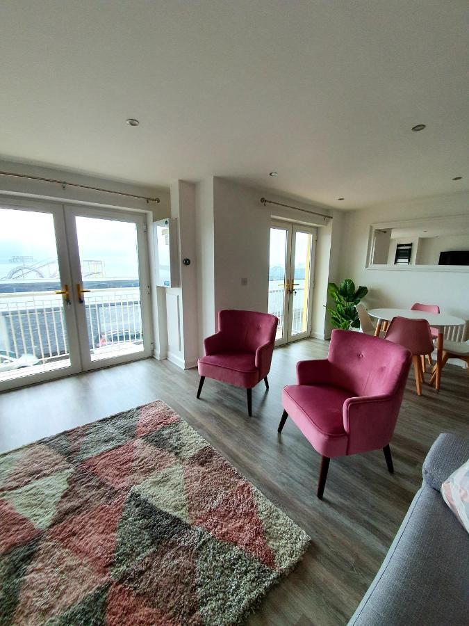 In The Heart Of Portrush - Beautiful Views Exterior foto